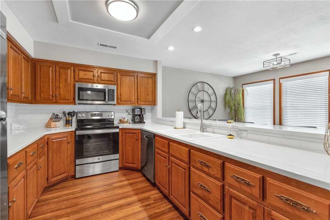 Brompton Courts Bvv - Residential Lease