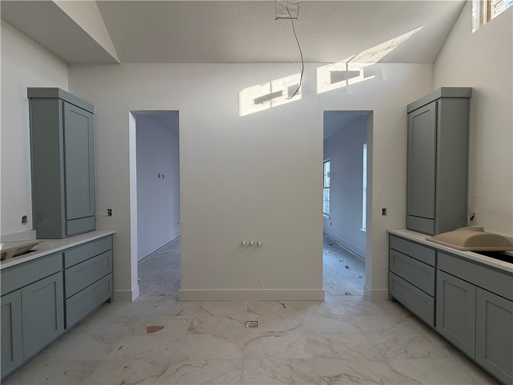 Mountain Ranch - Residential