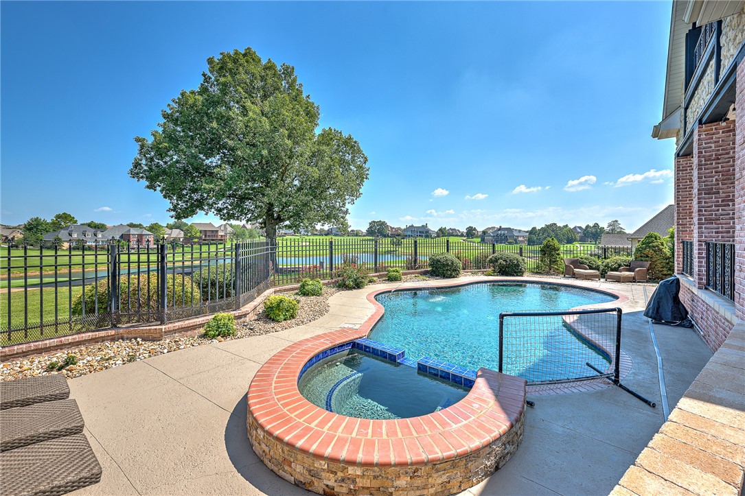 Shadow Valley Ph 1 Rogers - Residential