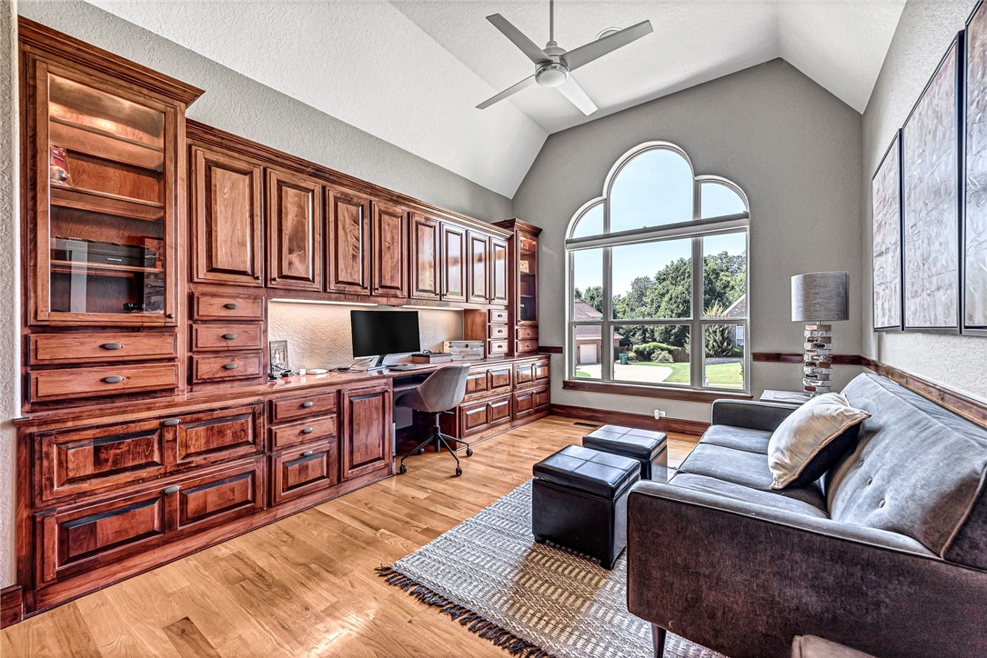 Shadow Valley Ph 1 Rogers - Residential