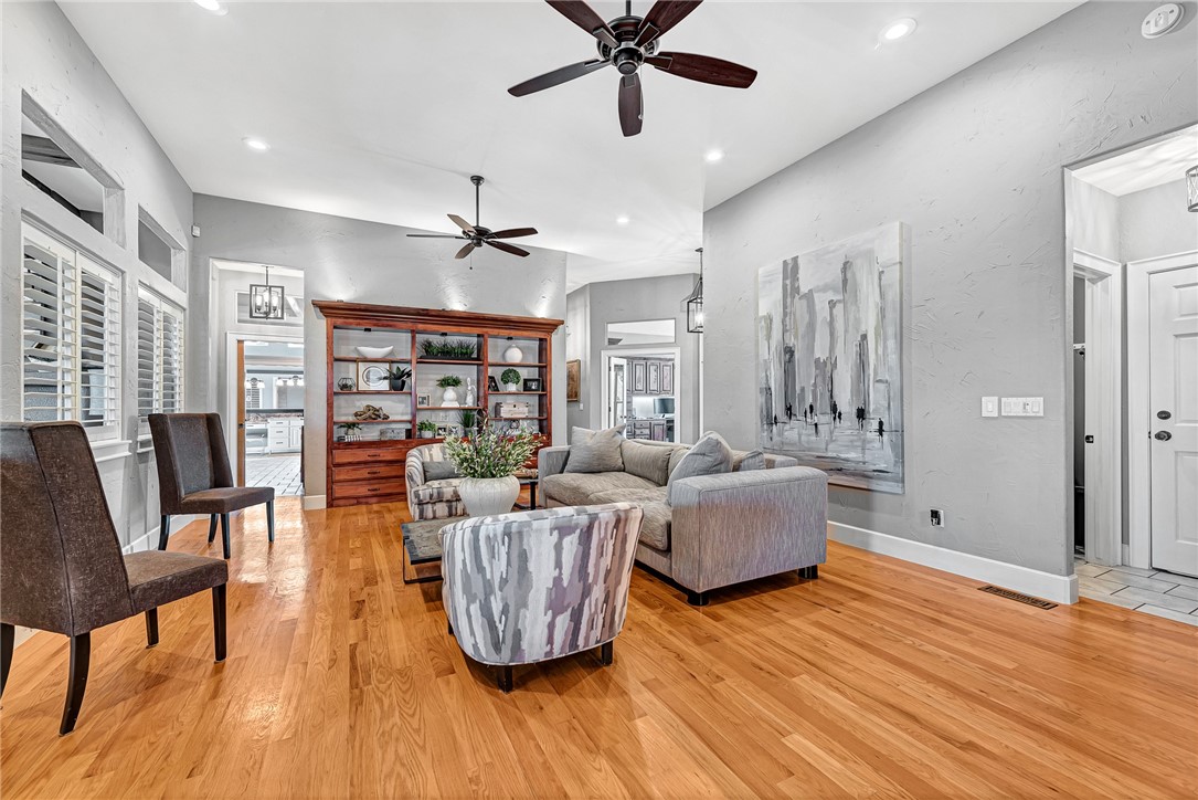 Shadow Valley Ph 1 Rogers - Residential