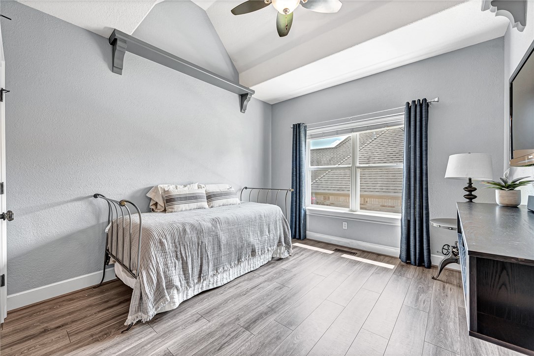 Shadow Valley Ph 1 Rogers - Residential