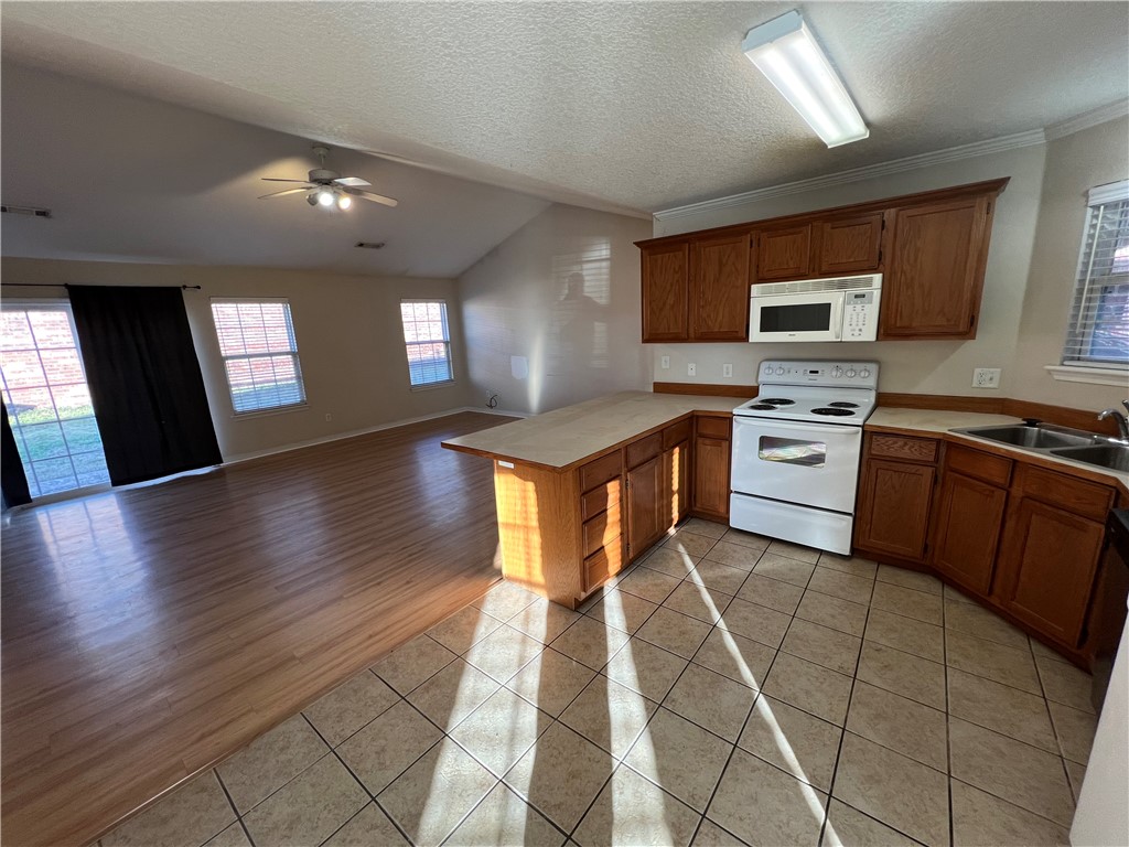 Ravenwood Dev Ph 4 Siloam Spgs - Residential Lease