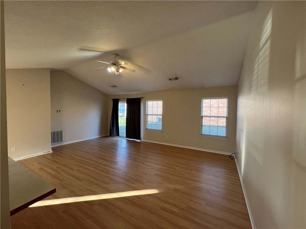 Ravenwood Dev Ph 4 Siloam Spgs - Residential Lease