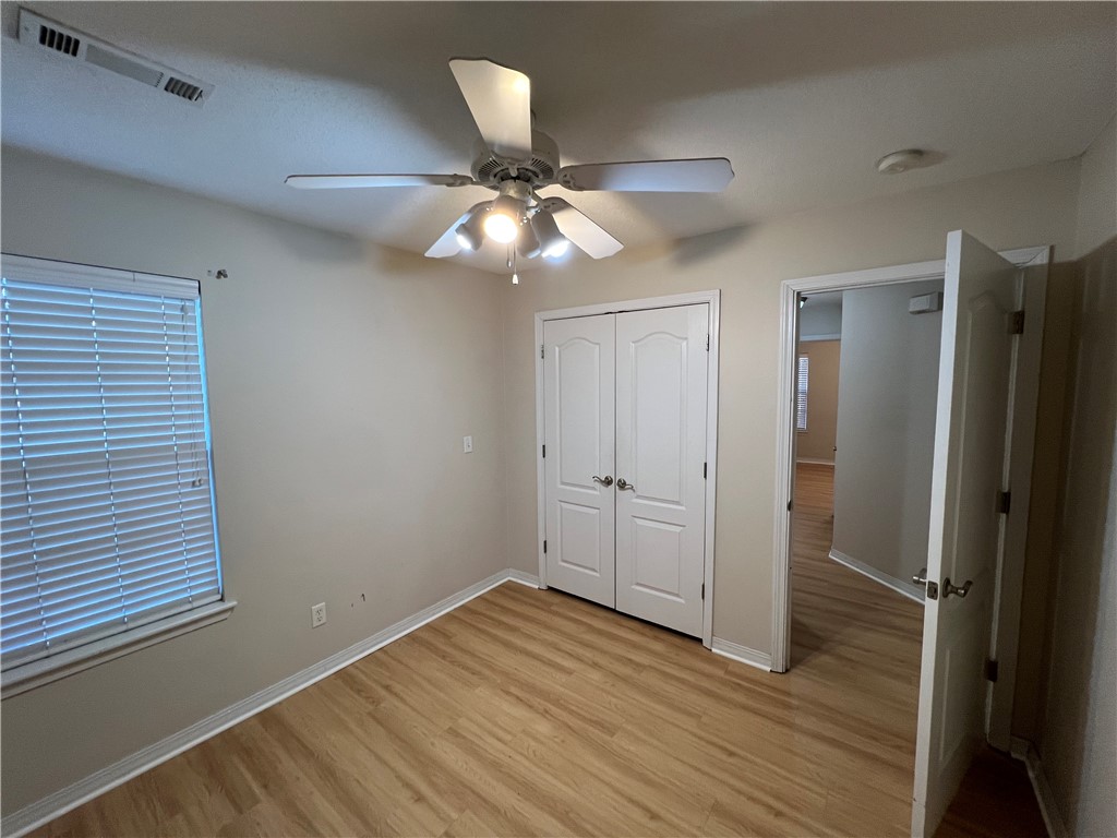 Ravenwood Dev Ph 4 Siloam Spgs - Residential Lease