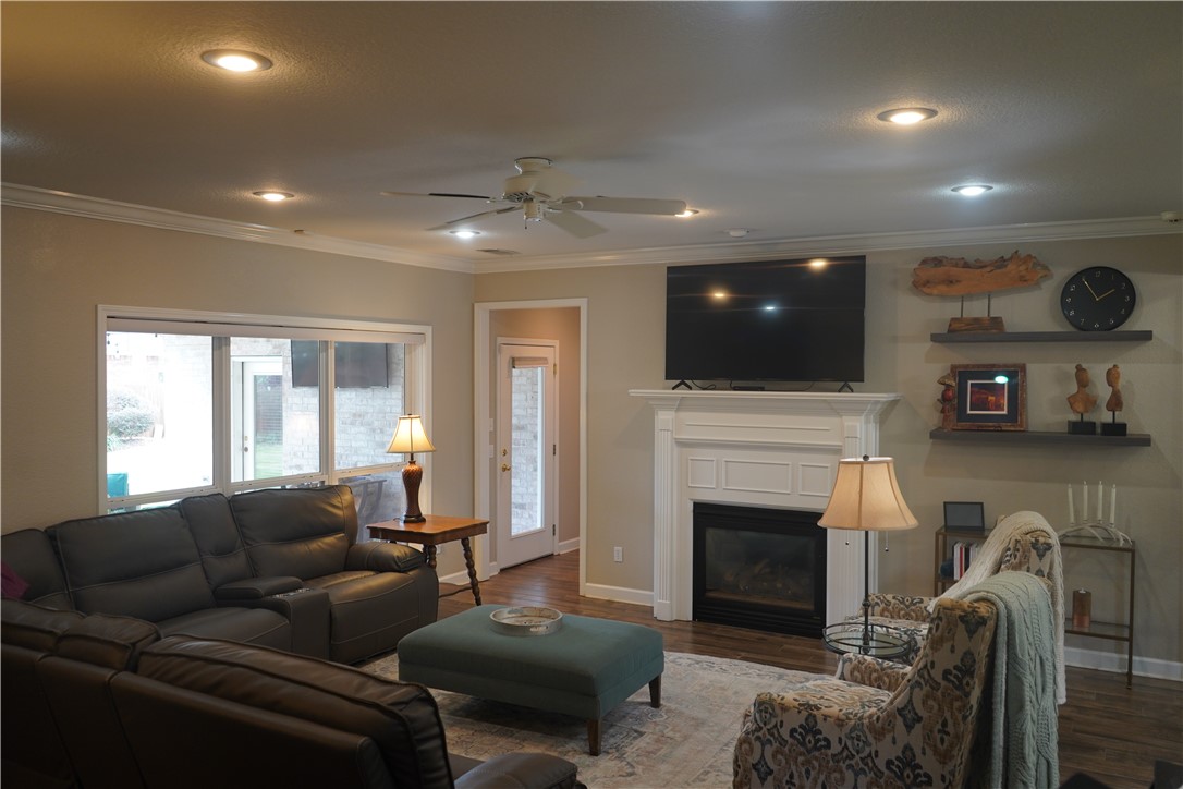 Brookside Estates Ph Iii - Residential