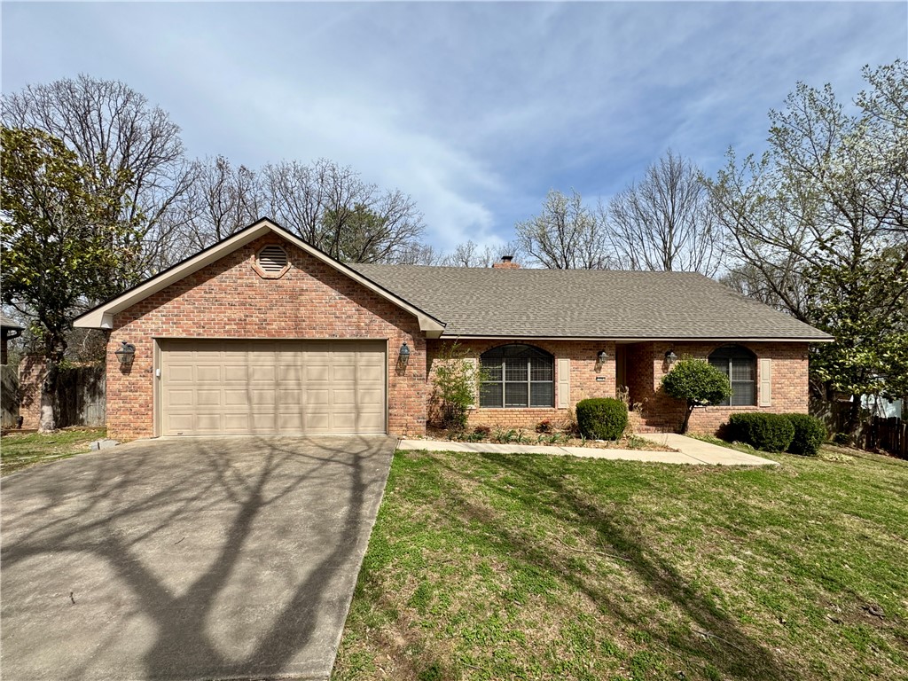 Come, check out 728 Calvin St in the heart of Fayetteville, AR! This all brick three bedroom two bath rental home is move-in ready. Split floor plan featuring wood laminate in the living tile in the wet spaces and carpet in the bedrooms. Breakfast bar, floor to ceiling fireplace with built-in cabinetry. Primary En suite has two walk-in closets. Two spare bedrooms are nicely sized as well. Big beautiful fully fence in backyard with the closed in back porch. Fantastic location! Call today for a showing.