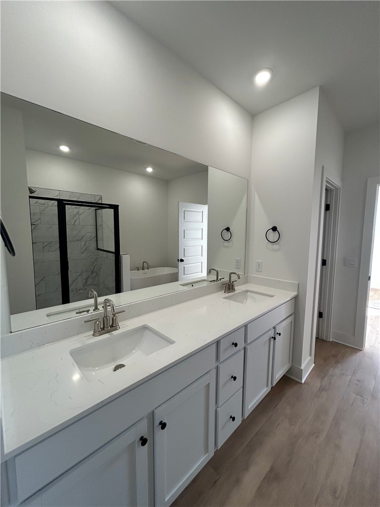 HUBER PLACE PH I CENTERTON - Residential Lease