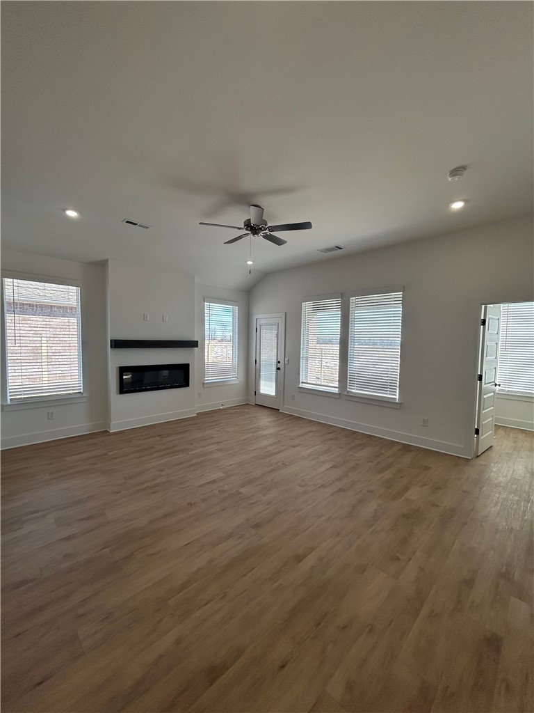 HUBER PLACE PH I CENTERTON - Residential Lease