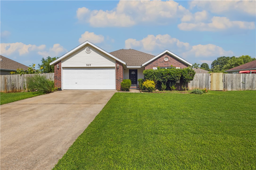 Close to everything in NWA and well maintained. This inviting home blends comfort and functionality. 3 bed, 2 bath home brings laid-back style and purposeful living together. Inside, youāll find wood + laminate flooring and clean, open spaces. Outside, itās a dreamāpear and apple trees, berry bushes, and curated garden beds for your favorite blooms and veggies.
Tucked in the backyard: a 5x5 greenhouse, 6x10 shed, storm shelter, and a chicken coop. The privacy fence lets you enjoy your backyard in peace. This isn't just a home, it is your own homestead without leaving the convenience of town.