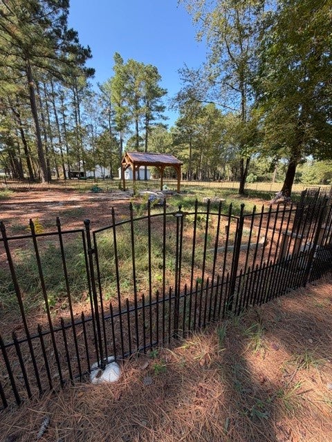 395 Crossgate Drive