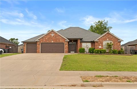 Photo of 2034 Willow Ridge Avenue, Springdale, AR 72764 (MLS # 1345679)