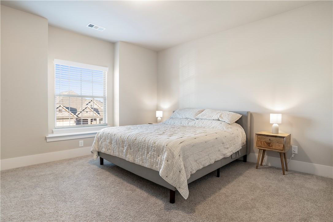 Lochmoor Club Sub Ph Ii Bentonville - Residential