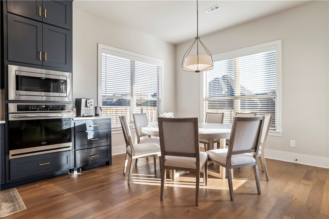 Lochmoor Club Sub Ph Ii Bentonville - Residential