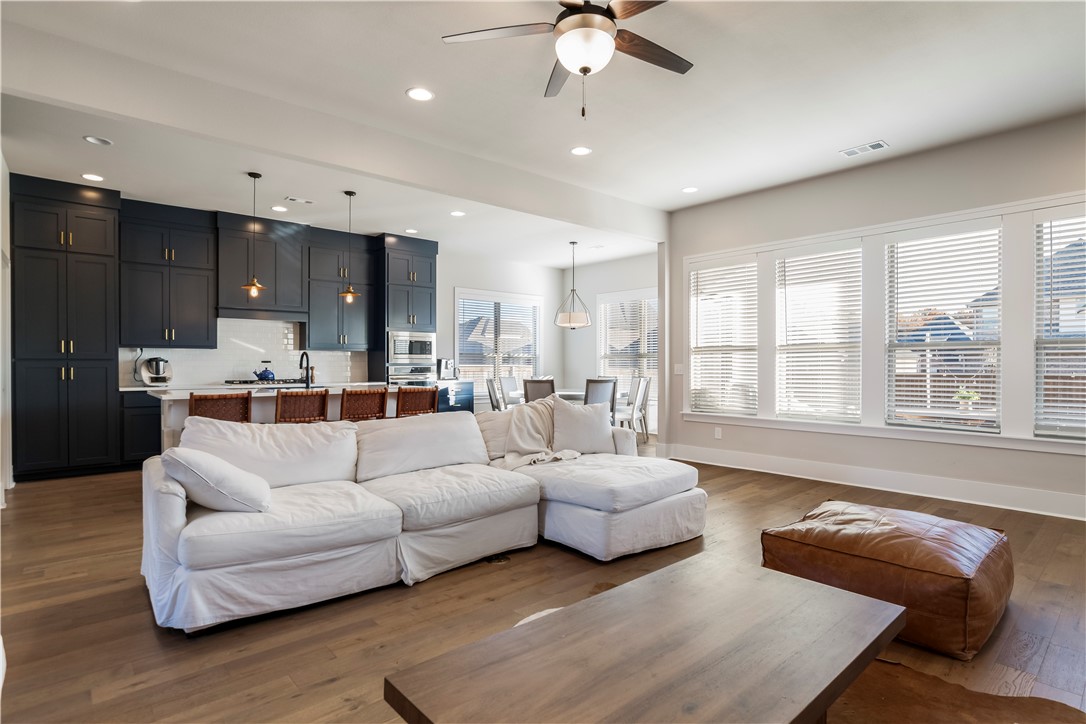 Lochmoor Club Sub Ph Ii Bentonville - Residential