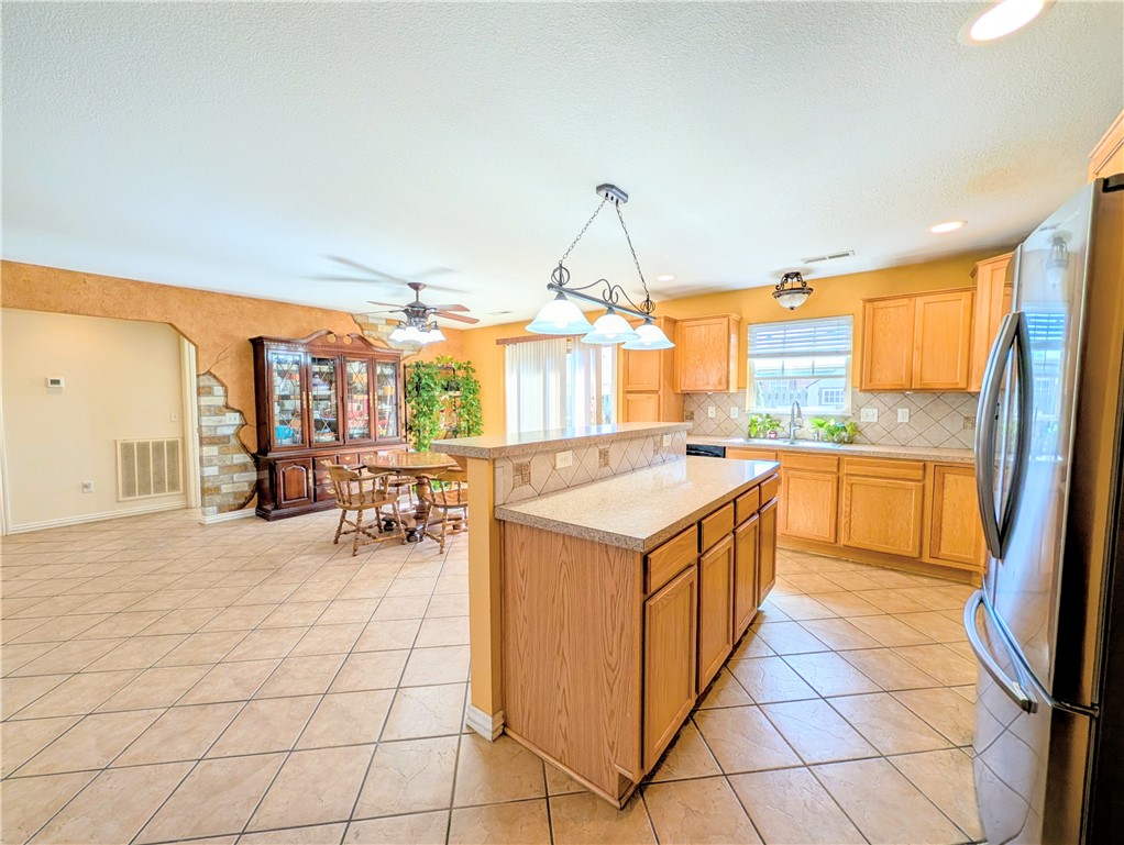 Carriage Square Sub Bentonville - Residential