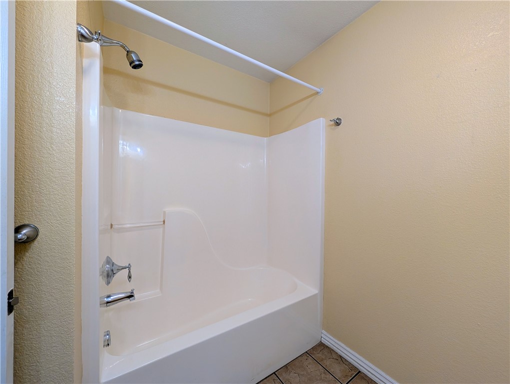 Carriage Square Sub Bentonville - Residential