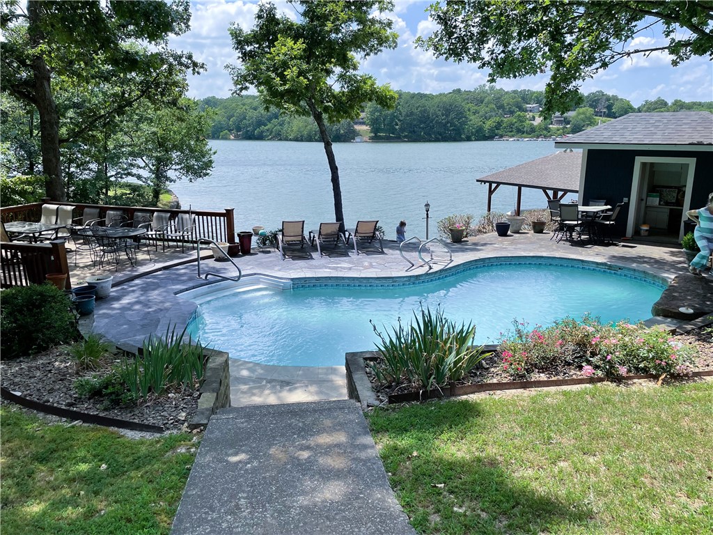 Churchill Sub Bvv - Residential