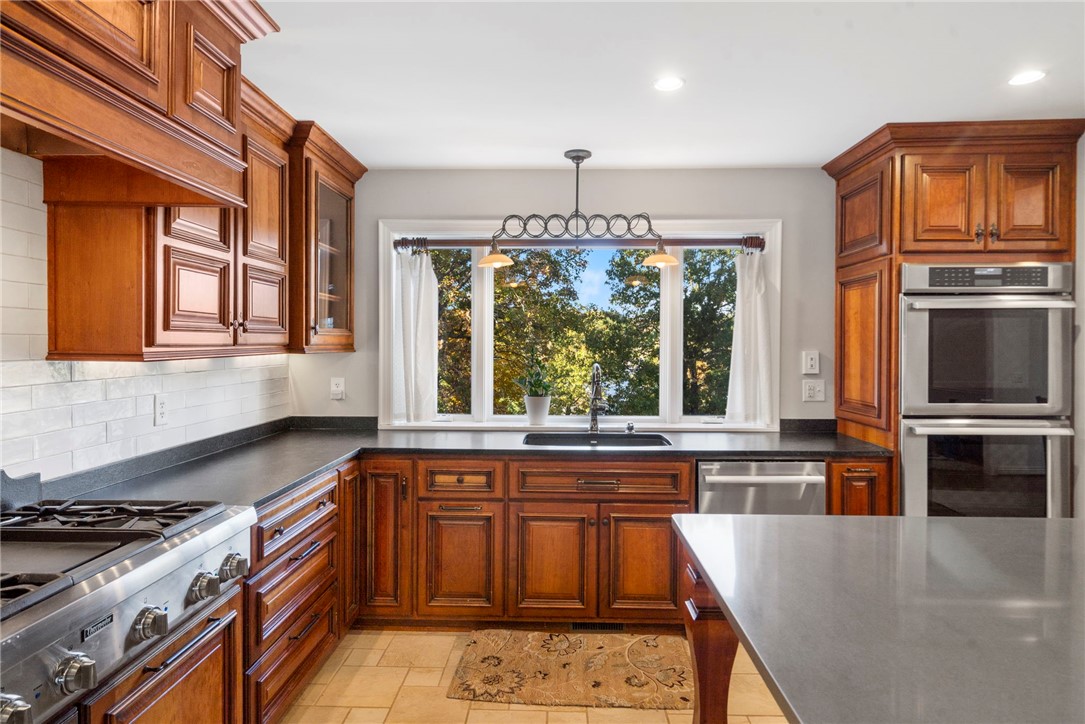 Churchill Sub Bvv - Residential