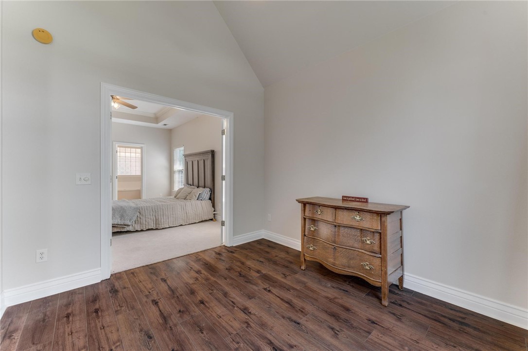 Ridgecrest Meadows Ph 1 Rogers - Residential