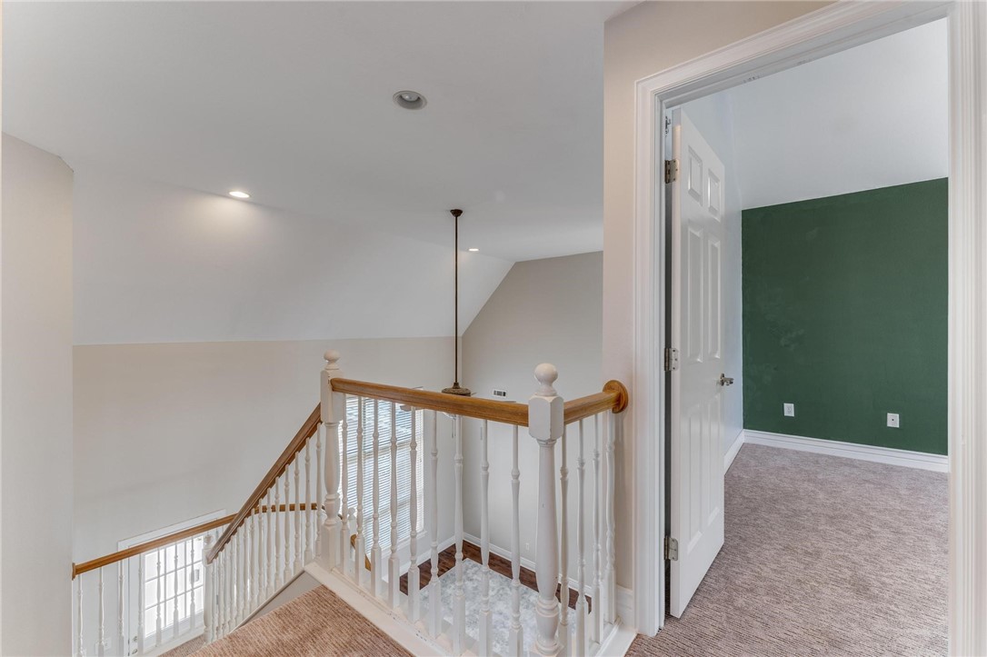 Ridgecrest Meadows Ph 1 Rogers - Residential