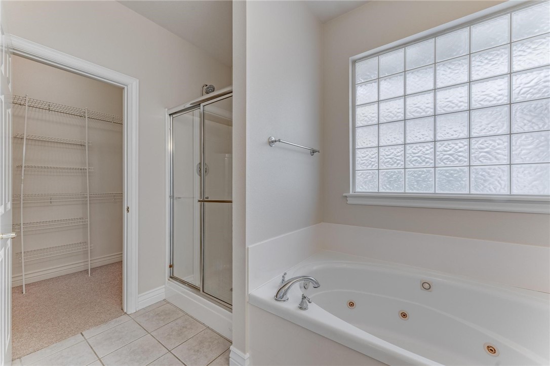 Ridgecrest Meadows Ph 1 Rogers - Residential