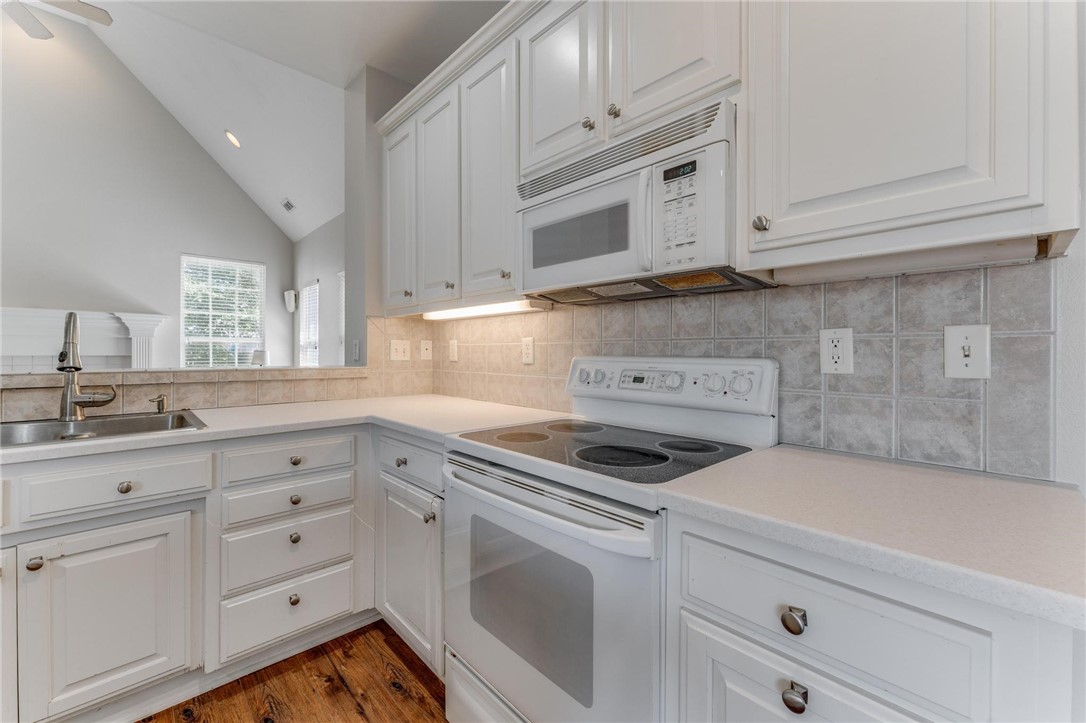 Ridgecrest Meadows Ph 1 Rogers - Residential