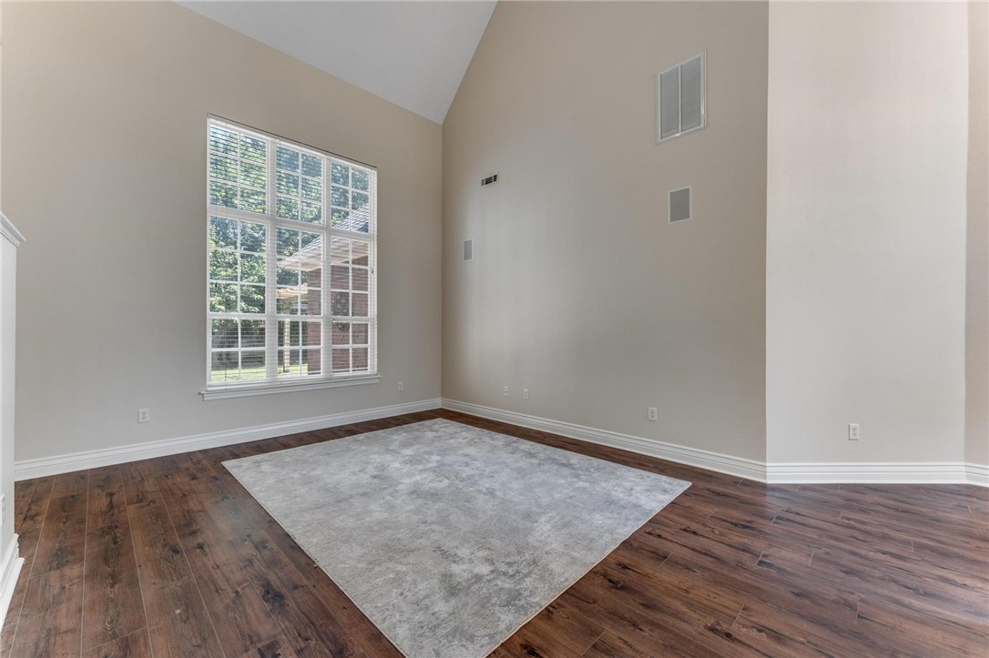 Ridgecrest Meadows Ph 1 Rogers - Residential