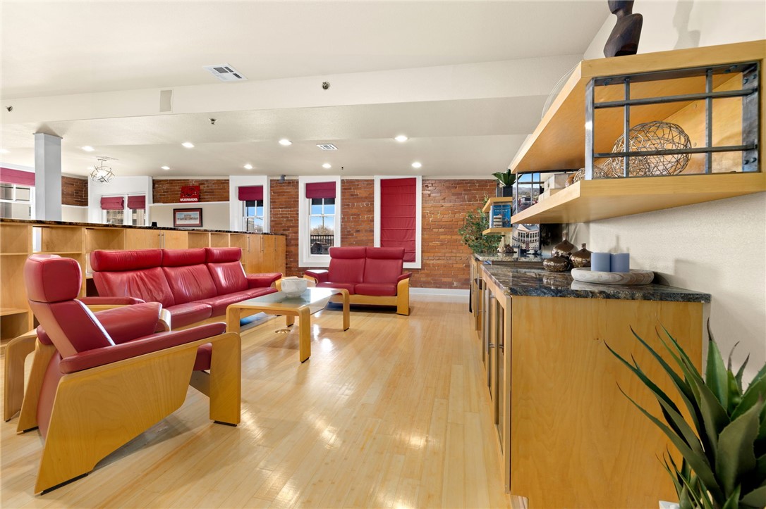 Ice House Hpr - Residential