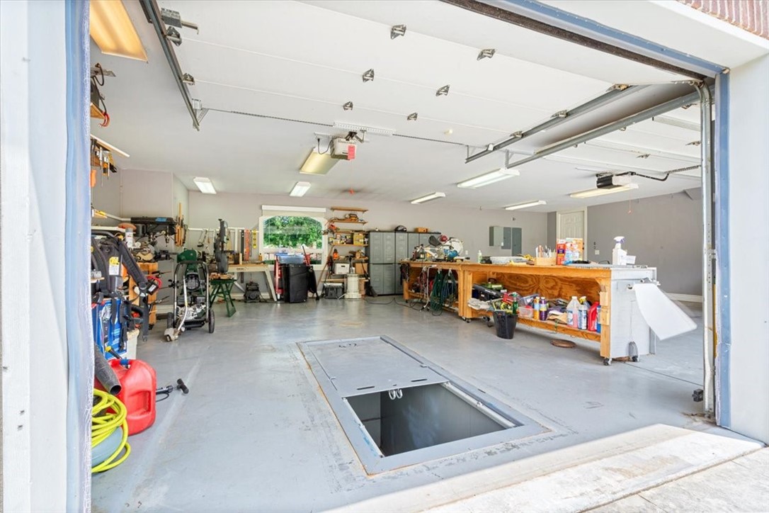 Dawn Hill C C Resort Rurban - Residential