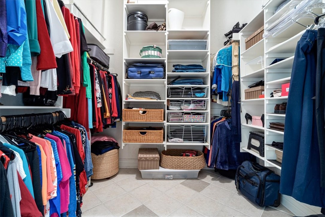 Dawn Hill C C Resort Rurban - Residential