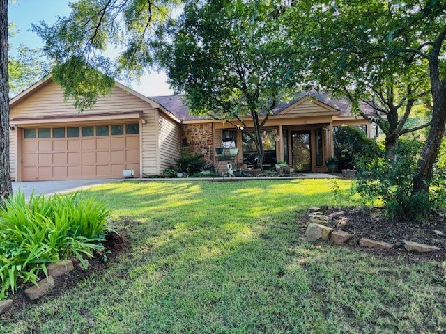 Step into this beautifully maintained 3-bedroom, 2-bath home where comfort meets style. Featuring soaring vaulted ceilings and a cozy gas fireplace, the spacious living area is perfect for relaxing or entertaining. Enjoy a formal dining room for special gatherings and a fenced backyard ideal for pets and outdoor fun. The exterior boasts a striking blend of siding and rock, set against professionally landscaped grounds. With a convenient 1-car garage, slab foundation, and wheelchair accessibility, this home offers both functionality and curb appeal in a sought-after neighborhood. Donāt miss your chance to own this move-in-ready gem!