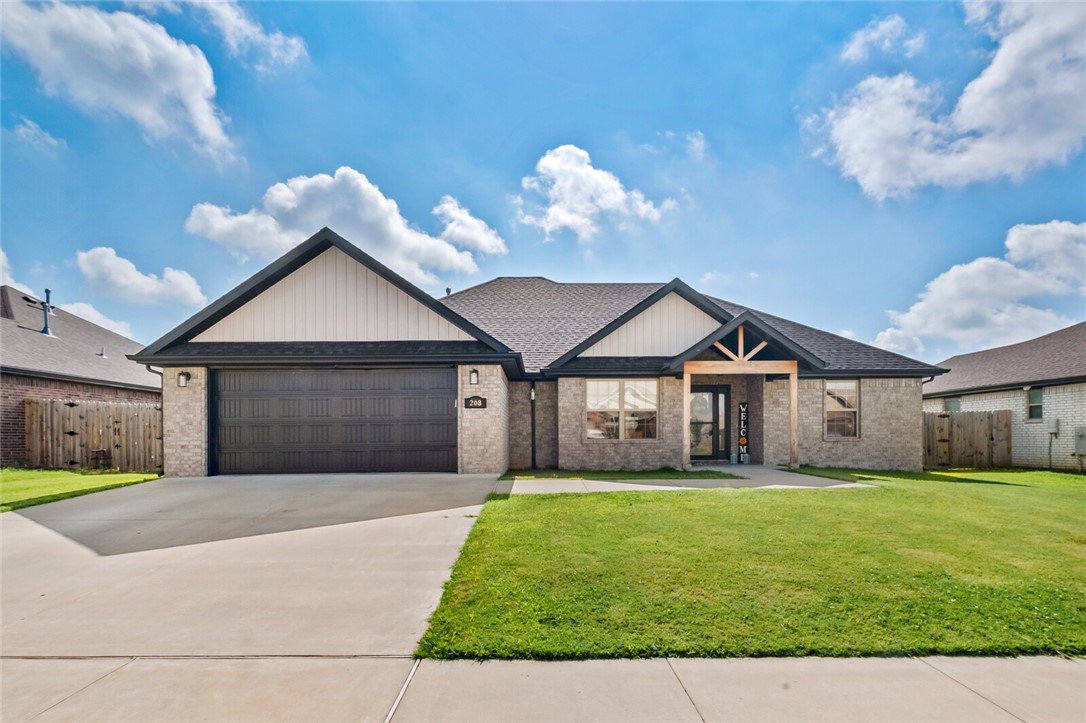 Looking for your first time home or an investment property? This is the one! One time owner, very nice split floor plan, well maintained home! 2 car garage, 4 bedrooms, 2 bathrooms (you could use a room for a hobby/office if 4 isn't needed), vinyl flooring except in the bathrooms (carpet), granite throughout, great subdivision located close to downtown shopping, restaurants, central location to NWA and fairly close to OK for those looking for a centralized location for work needs. The home is ready for its new family to love! Great back yard for your fur babies too! Covered front and back porch areas for outside enjoyment from your own privacy! Great opportunity to move to Gentry, AR!