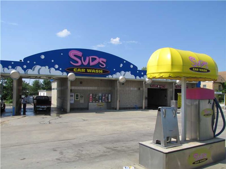 2408 College is currently UNDER CONTRACT.   Locations includes high traffic counts & is conveniently located among many retailers and restaurants.,2408 N College Ave. consists of a 3,278+/- sq.ft. carwash on 0.47+/- acre of land.