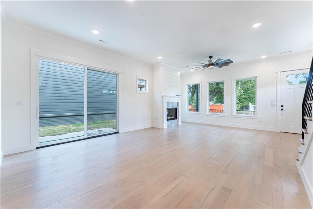 W A BURK'S ADD-BENTONVILLE - Residential