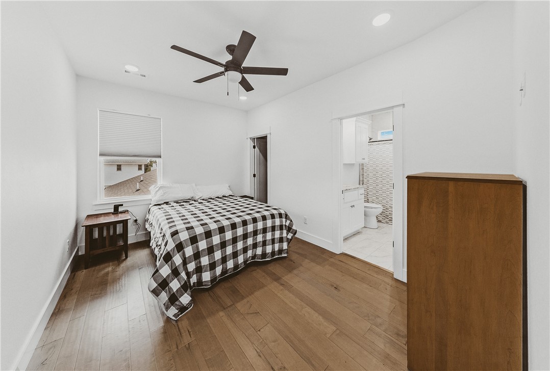 W A BURK'S ADD-BENTONVILLE - Residential