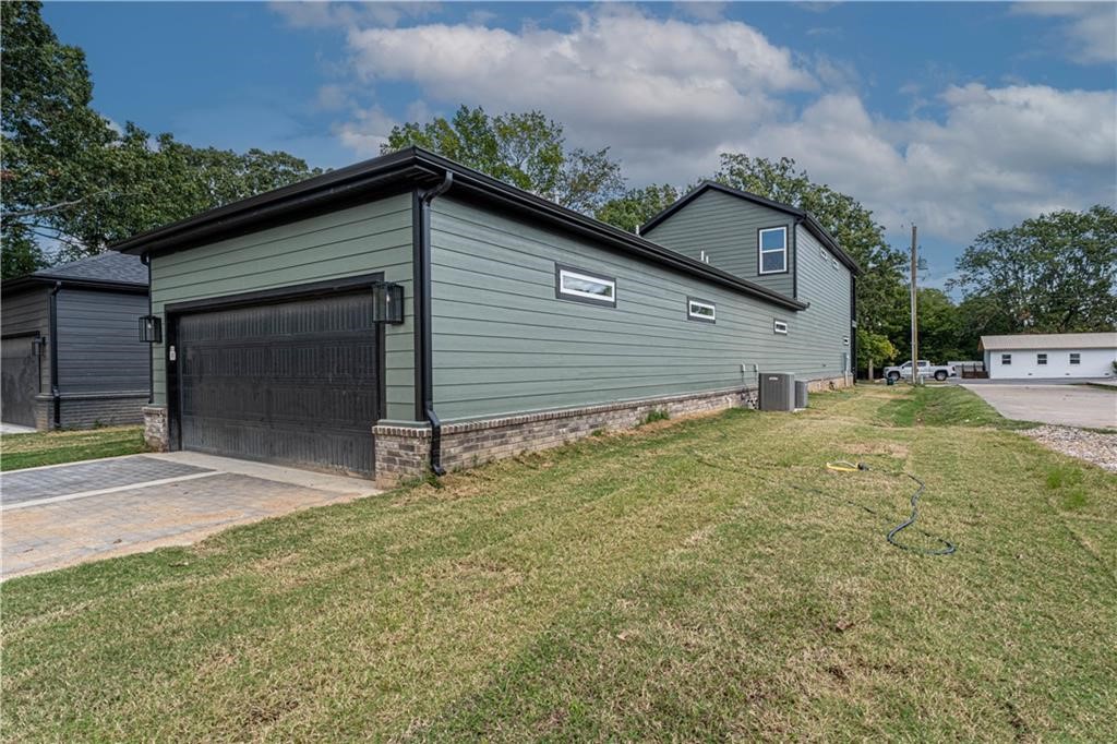 W A BURK'S ADD-BENTONVILLE - Residential
