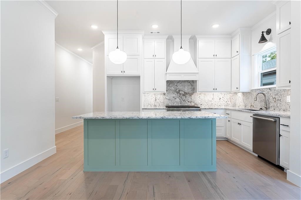 W A BURK'S ADD-BENTONVILLE - Residential