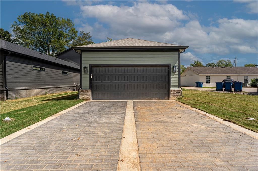 W A BURK'S ADD-BENTONVILLE - Residential