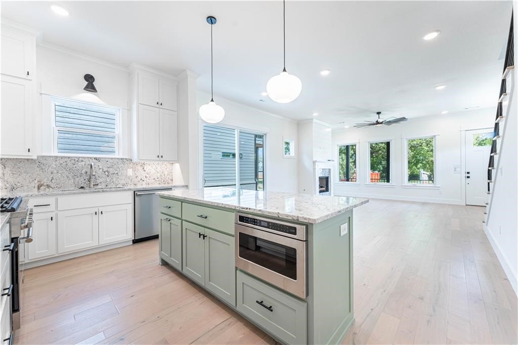 W A BURK'S ADD-BENTONVILLE - Residential