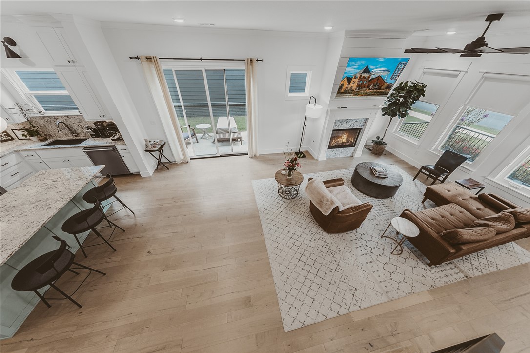 W A BURK'S ADD-BENTONVILLE - Residential