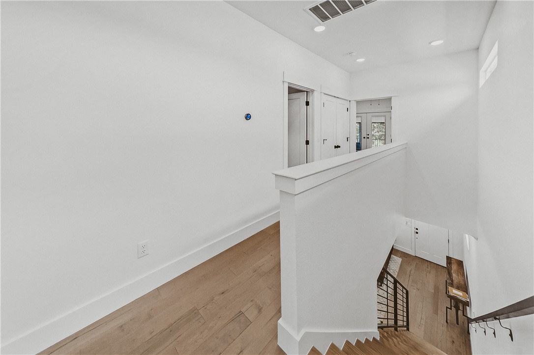 W A BURK'S ADD-BENTONVILLE - Residential