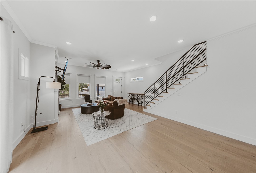 W A BURK'S ADD-BENTONVILLE - Residential