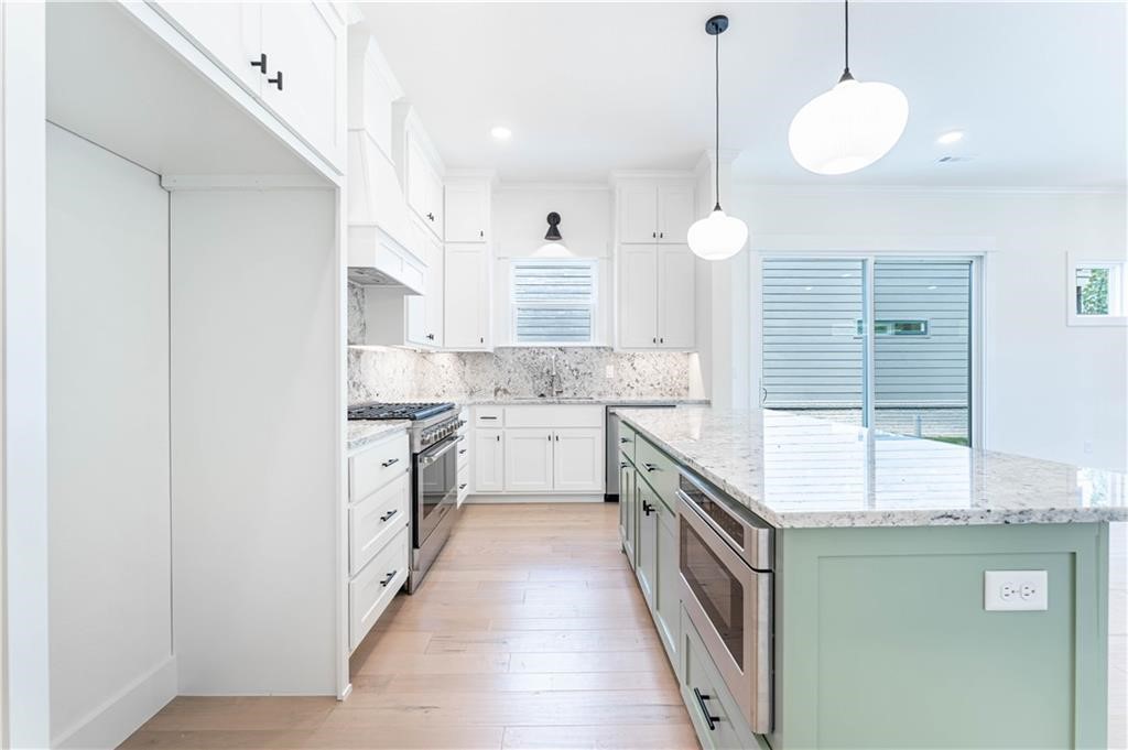 W A BURK'S ADD-BENTONVILLE - Residential
