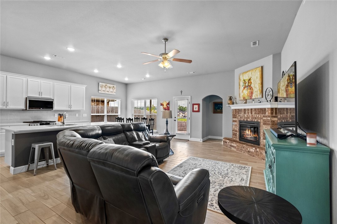 Woodward Hills Sub Ph 1 & Ph 2 Highfill - Residential