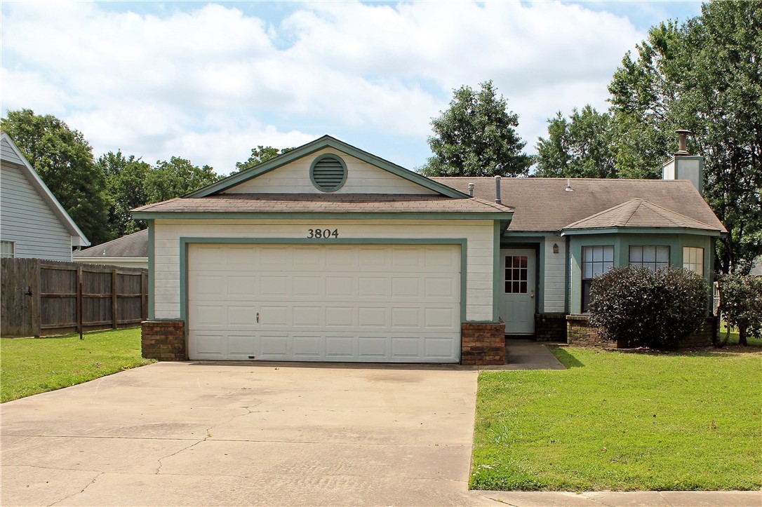 A cozy 3 bedroom, 2 bath, 2 car garage home. Just minutes from town. Gas log fireplace in living, eat in kitchen area. Larger fenced in back yard for privacy. Small pet negotiable with additional deposit and rent increase 24 hr. notice for all showing. No showings until 06/15/2025
