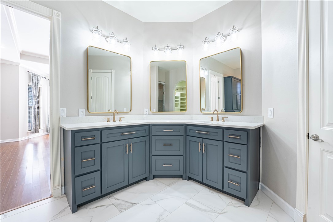 Ridgewood Sub Cave Spgs - Residential