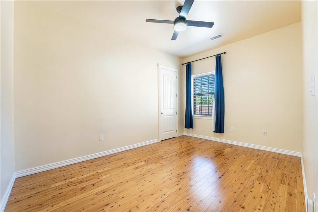 Ridgewood Sub Cave Spgs - Residential