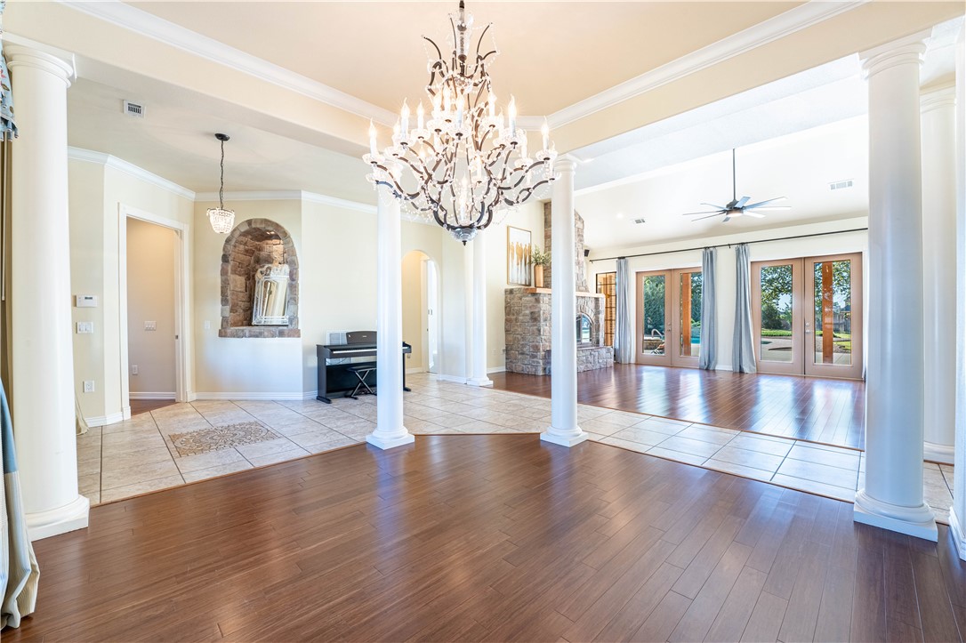 Ridgewood Sub Cave Spgs - Residential