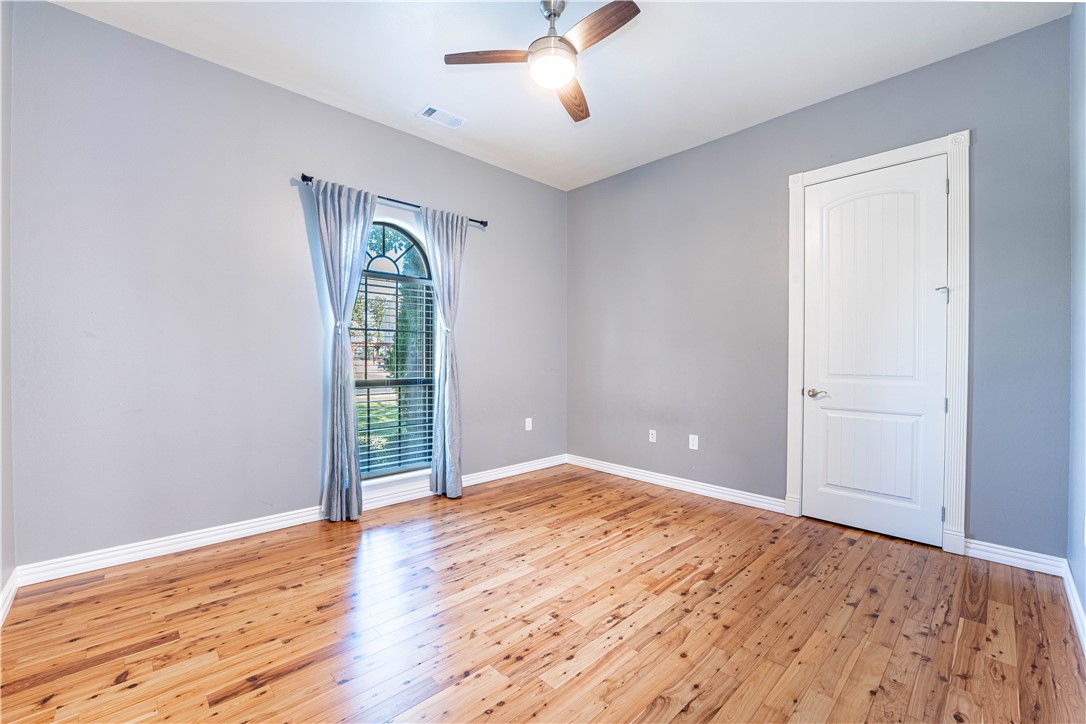 Ridgewood Sub Cave Spgs - Residential